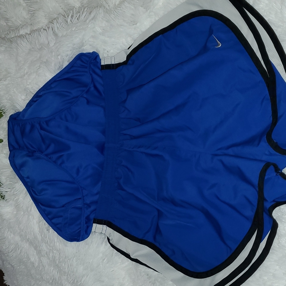 Nike Dri-Fit Women's Size Medium Pre-owned - Picture 7 of 8